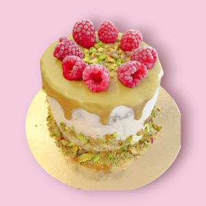 Tarta de pistacho, vainilla y frambuesa sin gluten. Texto personalizable